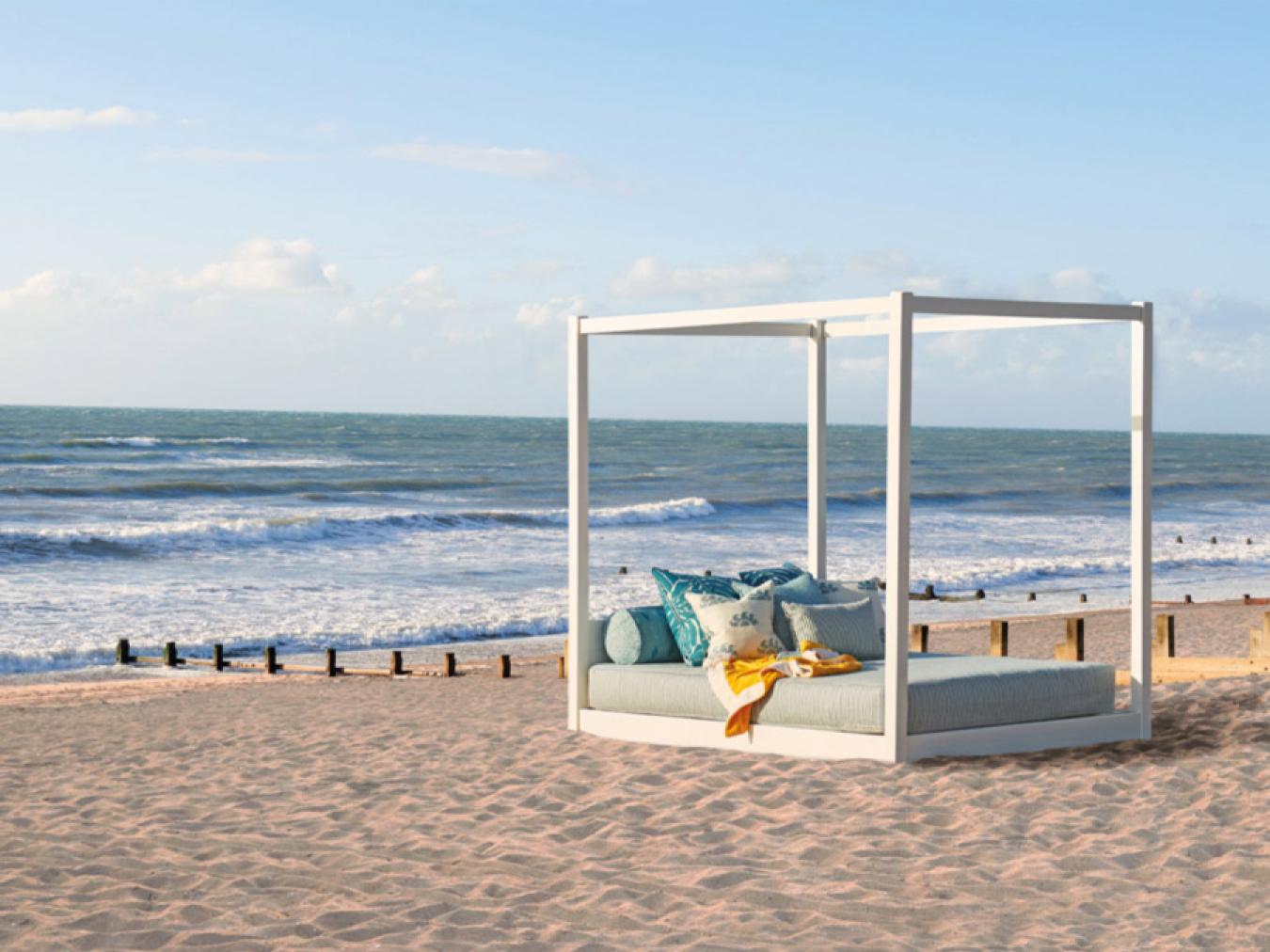 Bali Outdoor Four Poster Canopy Bed Get Laid Beds