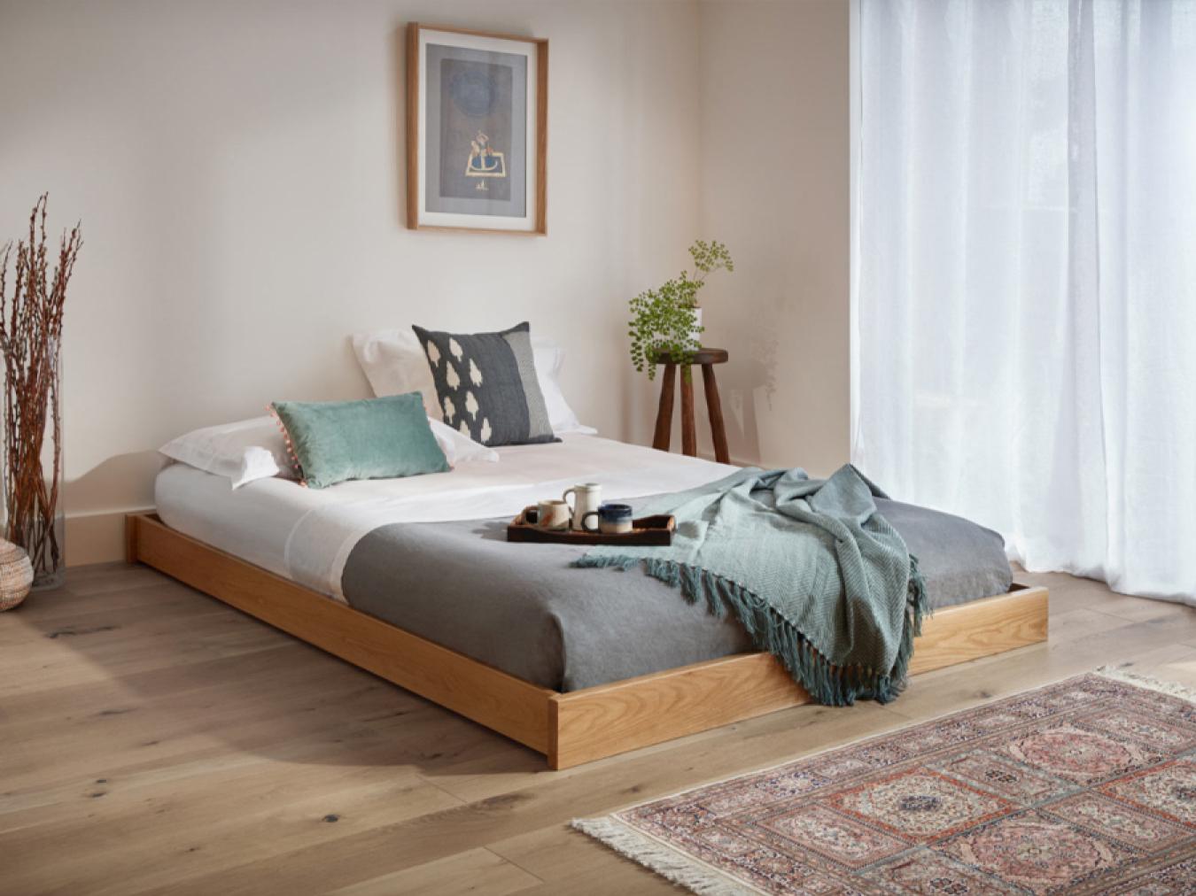 Headboard not attached to bed frame discount